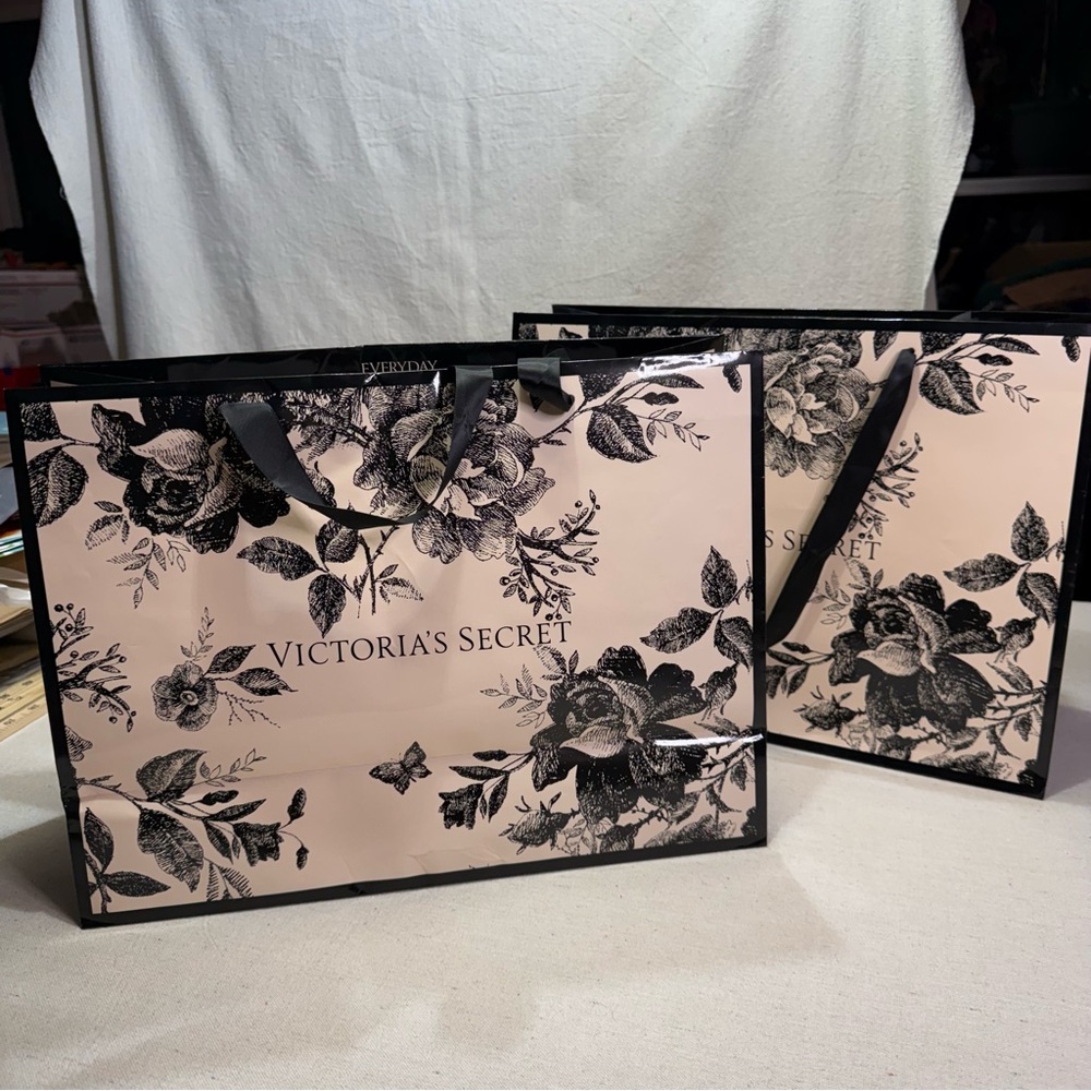 Victoria's Secret Cream & Black Floral Printed Gift Bags - Set of 2